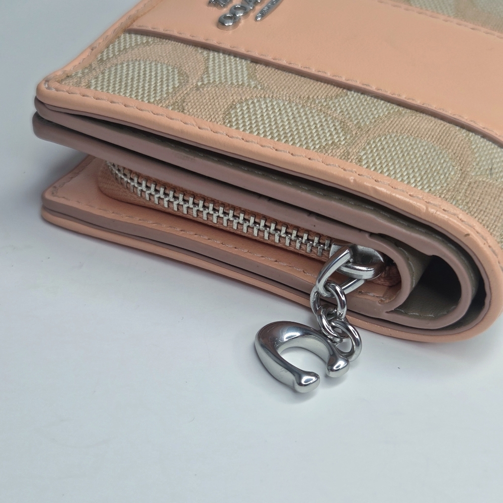 Coach Signature Jacquard Canvas & Leather Faded Blush Snap Wallet CT980 - Picture 4 of 9